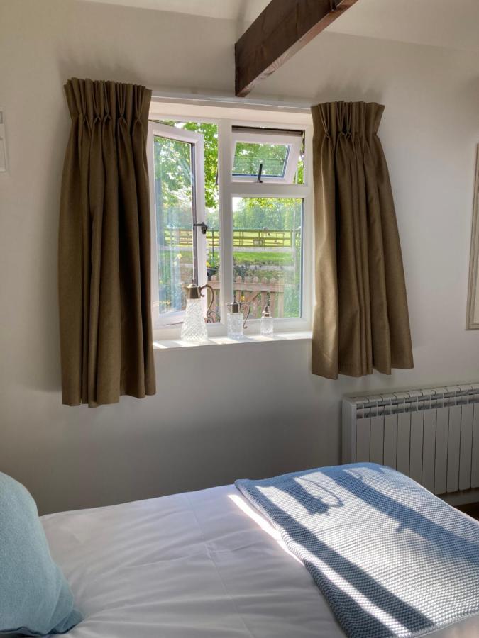 Hunters Moon B&B Tidworth Exterior foto